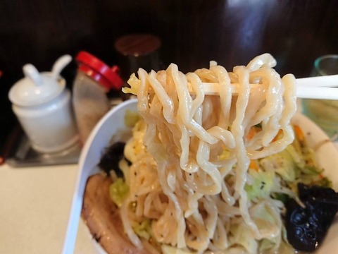まるよし商店　麺