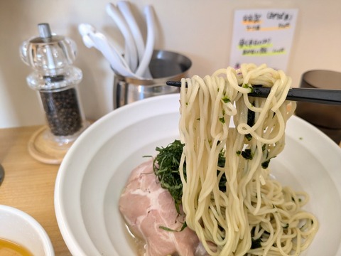 らぁ麺NOBU 麺
