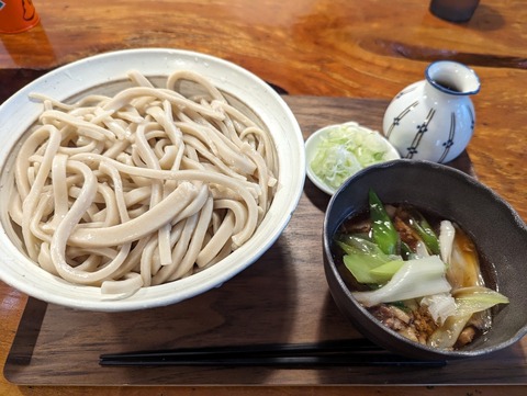 角萬　冷やし肉なん