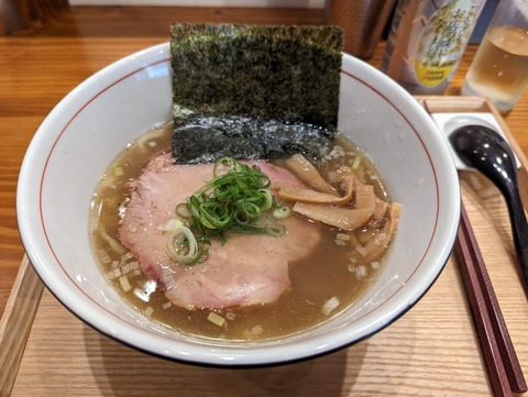 多繋 白鶏