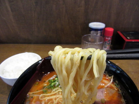 みそはち　麺