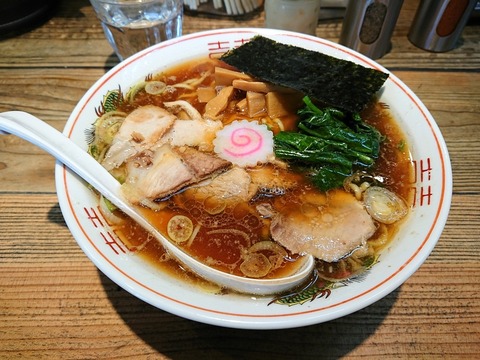 新潟ラーメン　長岡生姜醤油