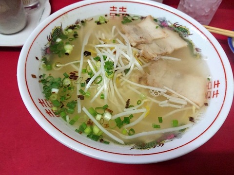 のり一 ラーメン中