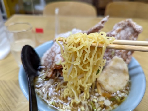 宝来軒 麺