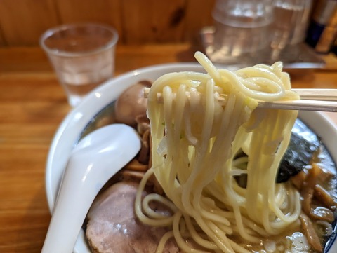 としおか 麺