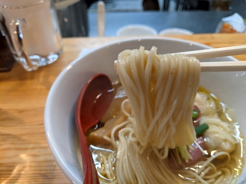 くろ松 麺
