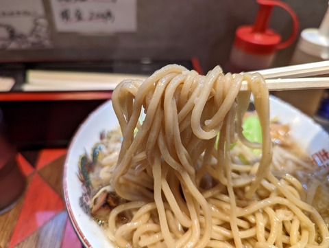 逆流　麺
