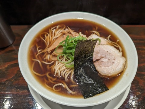 奏 醤油らぁ麺