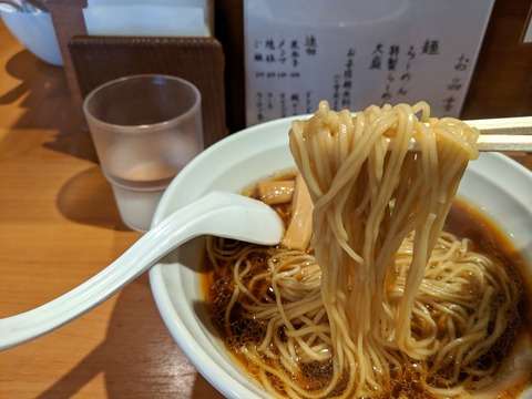 よっちゃん 麺