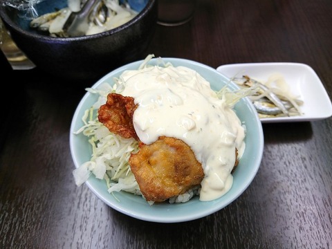 丸め　タルタル丼