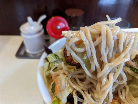 まるよし商店 麺