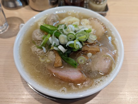 船越 ワンタンメン
