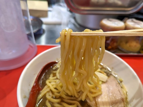 深だし中華そば 麺