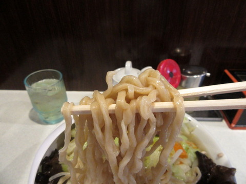 まるよし商店 麺