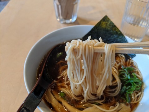 らーめん大尊 麺