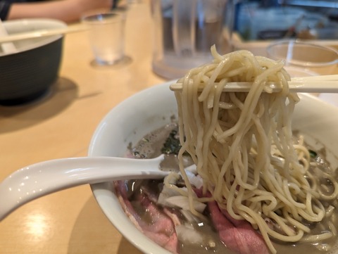 結　麺