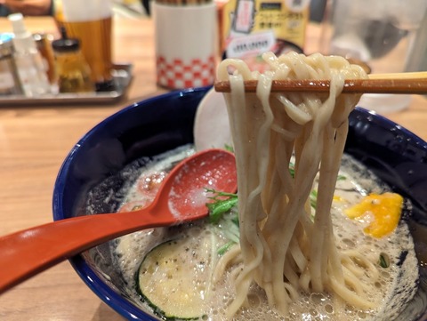 そらのいろ 麺
