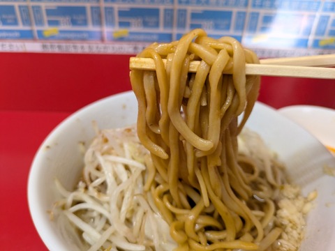 ラーメン二郎千住大橋店 (2)