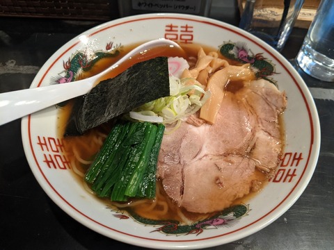 創作町中華やんぐ ラーメン