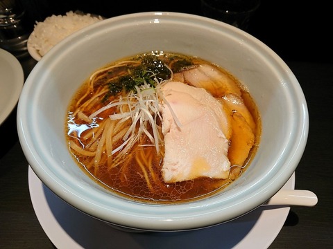三極志 チャーシュー醤油ラーメン