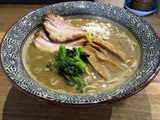 一剣 煮干し白湯そば