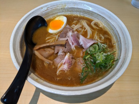 麺屋NOROMA　肉カレー鶏そば