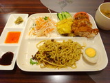 モモチャチャ　海南チキンと汁なしセット (1)