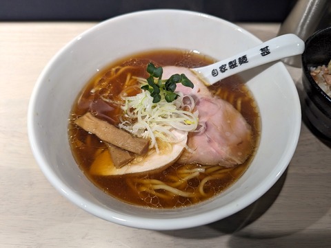 甚 正油ラーメン