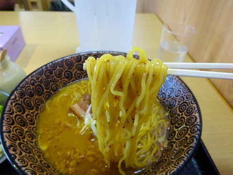 琉球拉麺teianda 麺