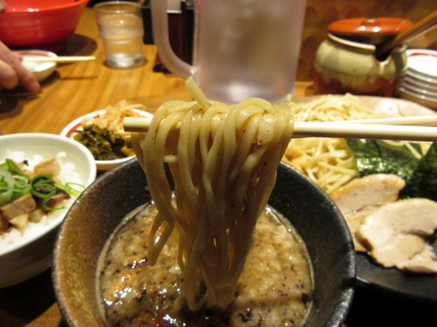 龍の家　麺