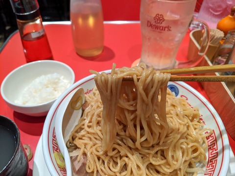 ソラノイロ食堂　麺