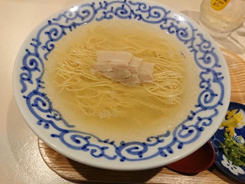 豚そば月や　豚そば