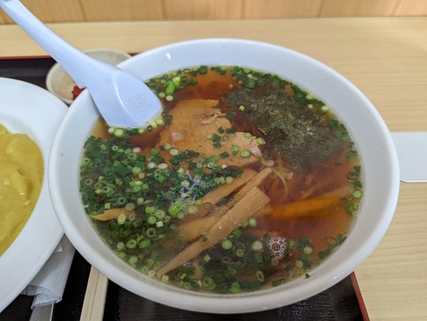 松島軒　半ラーメン
