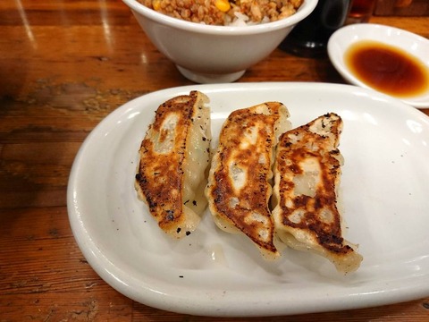 百麺 餃子