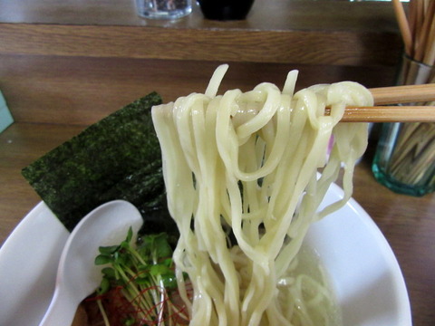 らぁめん けいすけ 麺