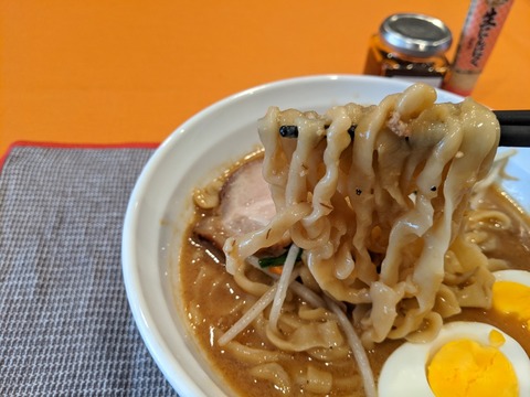 鶉　麺