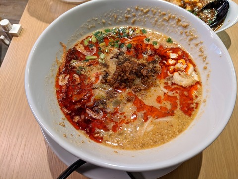 甲州屋 担担麺