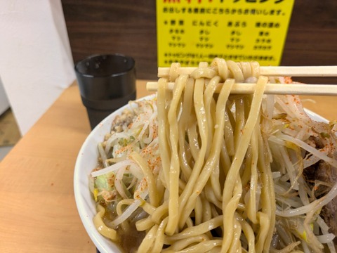 豚丸 麺