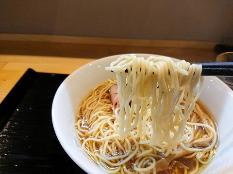 淳陛屋　麺