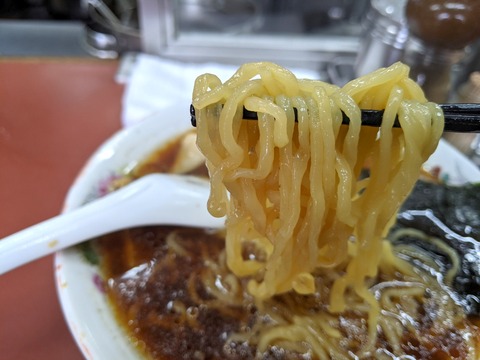 青島食堂　麺
