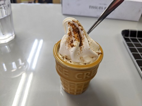 あいすや本町 ソフトクリーム