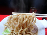 びんびん豚 麺