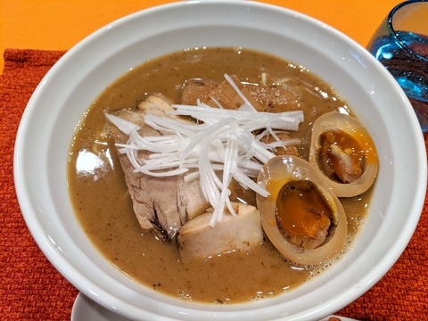 渡なべ　ラーメン