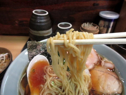 机上の空論 麺