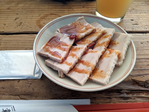 also 蒸し豚の大蒜タレ