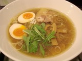 くにがみ屋 鮪スープラーメン