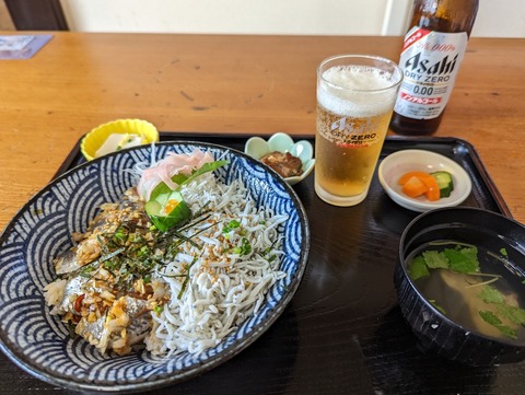 しらす亭　親子丼