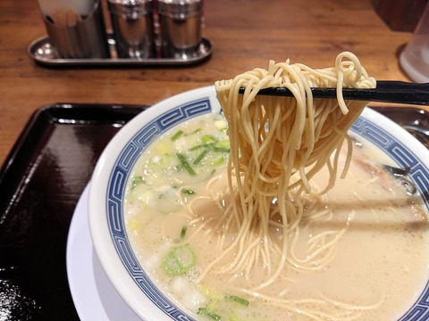 名島亭　麺