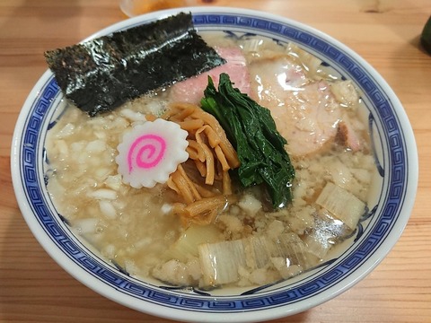 アメノオト 背脂煮干香る中華そば
