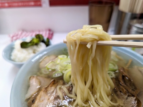 ともちん 麺